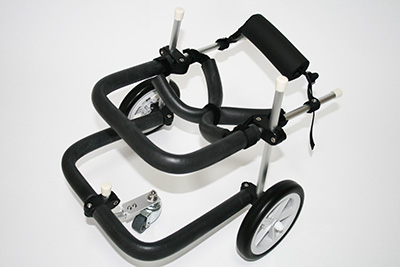 小型犬後輪3輪歩行器商品イメージ
